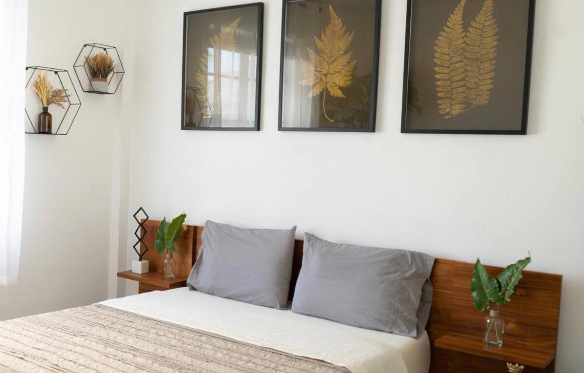 Newely Remodeled Apartment Only 1 Min To The Beach! Маями Бийч Екстериор снимка
